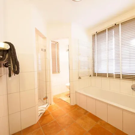 Apartament Hues Bi Stroen_ App_ 1